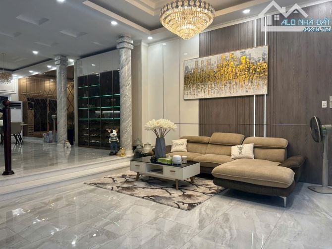 27.5 tỷ! Bán nhà phố Đ. Võ Thị Sáu, Q.1 – 6.4x18m – 5 tầng. - 6