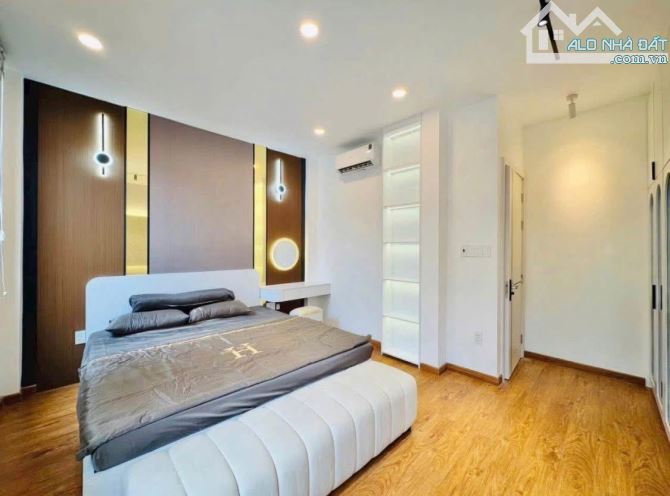 SÁT Q1 - KHU PHAN XÍCH LONG - NHÀ ĐẸP 3 TẦNG - FULL NỘI THẤT - 6