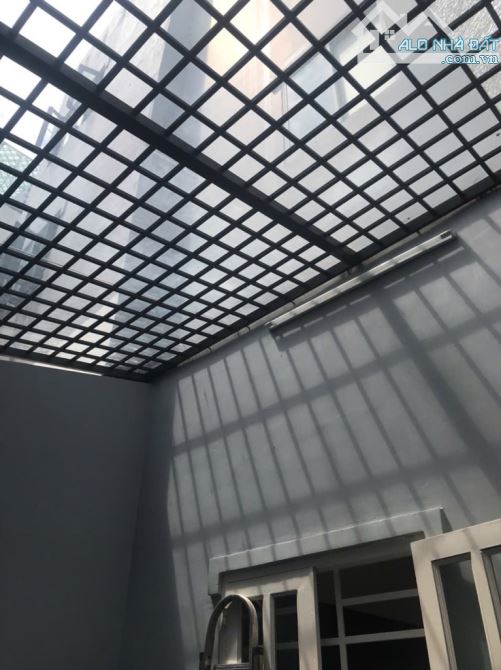 Bán gấp nhà 4 tầng khu Tên cạnh trường THCS Bình Trị Đông B, Bình Tân, DT 4x18, giá 6,9 tỷ - 6
