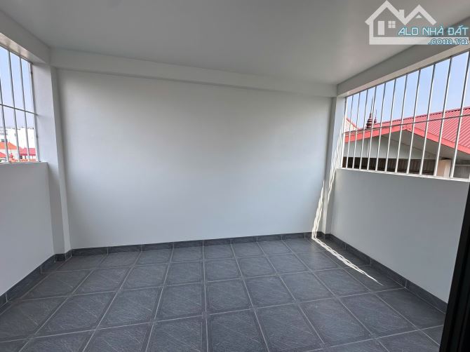 Bán nhà gần ga nhổn 45m2 5 tầng lô góc 7 ngủ vừa ở vừa cho thuê sinh viên giá 5 tỷ 05 - 6