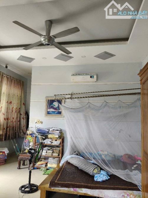 Chính chủ Lô góc, Thạnh Xuân 33, 13m x16m, xe hơi ngủ trong nhà, 3 Tầng BTCT , Nhỉnh 12 ỷ - 7