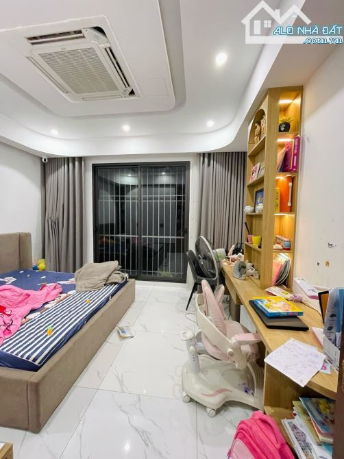 BÁN NHÀ HỒ TÙNG MẬU, 7 TẦNG THANG MÁY, GARA, Ở & CHO THUÊ 30 Tr, 90m MT 4.5m 22 Tỷ - 7