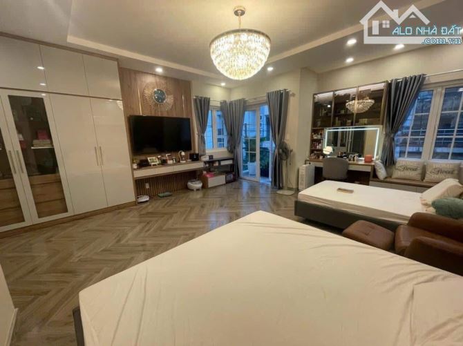 Cô xinh ngộp vốn cần bán gấp nhà đường trần quang diêu quận 3 giá 5tỷ580/78m2 sổ hồng - 7