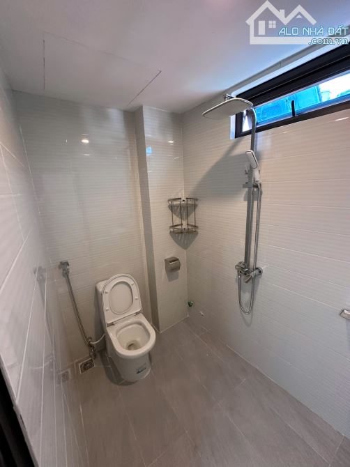 Bán nhà gần ga nhổn 45m2 5 tầng lô góc 7 ngủ vừa ở vừa cho thuê sinh viên giá 5 tỷ 05 - 7