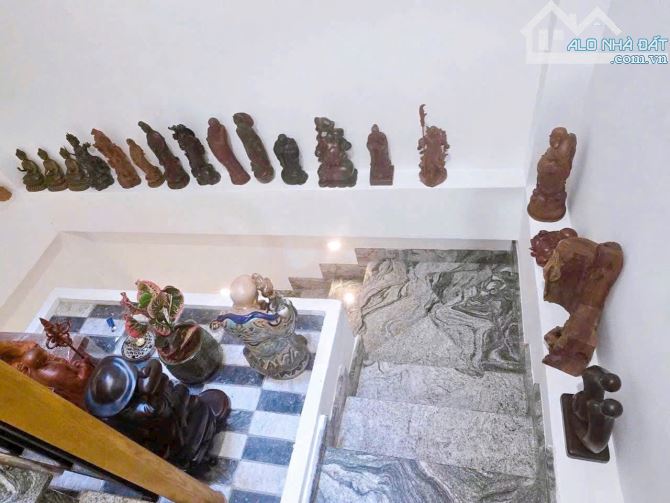 BÁN NHÀ Q4 MỚI ĐẸP 4 TẤM HÌNH THẬT SÁT MẶT TIỀN KHU YÊN TĨNH GIÁ 4 TỈ 790 KHU DÂN CƯ - 8