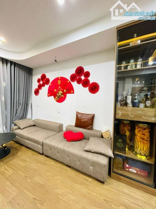 BÁN NHÀ HỒ TÙNG MẬU, 7 TẦNG THANG MÁY, GARA, Ở & CHO THUÊ 30 Tr, 90m MT 4.5m 22 Tỷ - 8