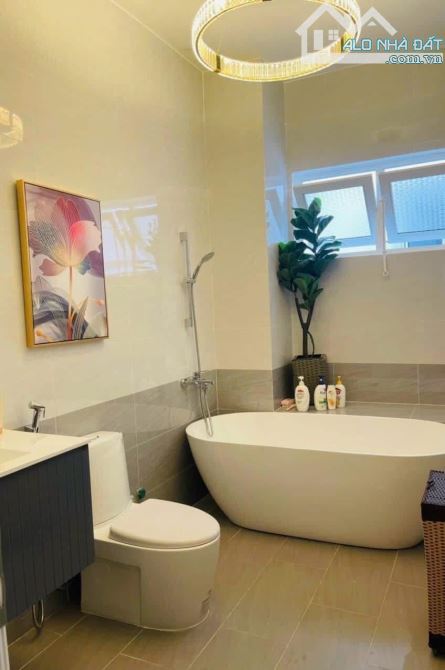 Cô xinh ngộp vốn cần bán gấp nhà đường trần quang diêu quận 3 giá 5tỷ580/78m2 sổ hồng - 8