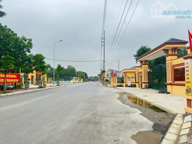Đón sóng Metro 5 Hoà Lạc chủ cần tiền bán rẻ 100m Full thổ cư tại Đồng Trúc - 8