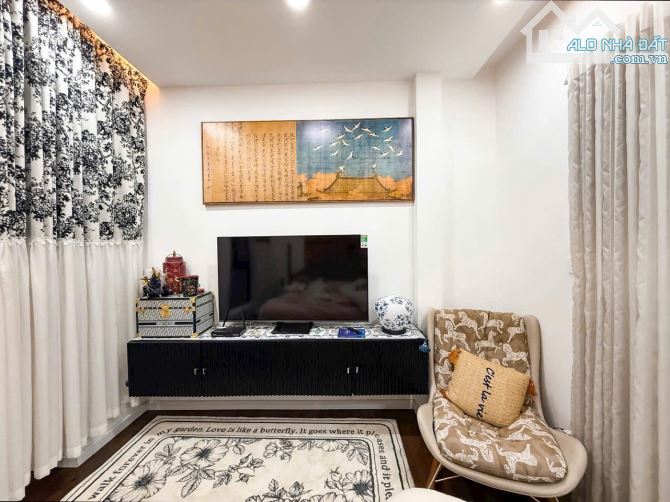 Bán nhà Trần Văn Dư - ngay GA T3 - DT 53m2 - 2 tầng - giá 6.4 tỷ TL - 9