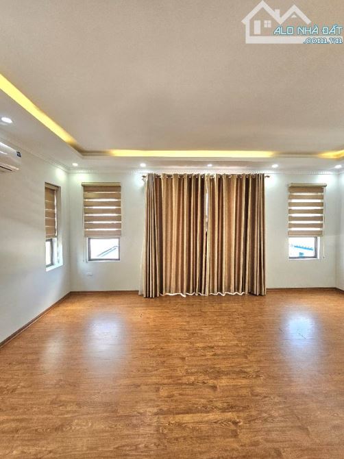12 tỷ / 6 tầng / sài Đồng/ Ô tô Chánh/ 40/50 M2 - 9