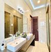 Hot! Bán nhà đẹp Hoàng Hoa Thám (7x20m) 4 tầng ở ngay - chỉ 22.8 tỷ - sát nhà ga T3