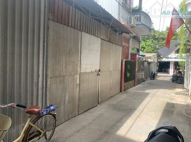 BÁN ĐẤT 70M2 KIỆT ÔTÔ PHÙNG HƯNG, 2 MẶT TIỀN TRƯỚC VÀ SAU THÔNG THOÁNG, NGAY NỘI THÀNH HUẾ