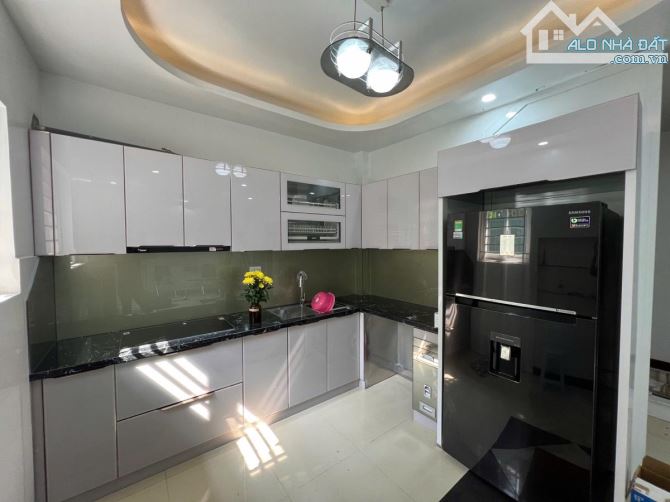 NHÀ XÃ ĐÀN 2 – 46M² x 6 TẦNG – THANG MÁY – Ô TÔ – GIÁ NHỈNH 11 TỶ