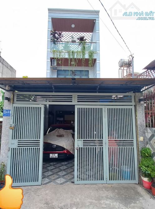 Bán căn nhà 3 lầu tại quận 2 ngay chợ cây xoài đường lê văn thịnh