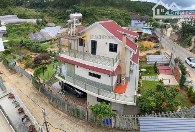 BIỆT THỰ SÂN VƯỜN 2 MẶT TIỀN HIẾM CÓ TẠI ĐƯỜNG TRIỆU VIỆT VƯƠNG ĐÀ LẠT