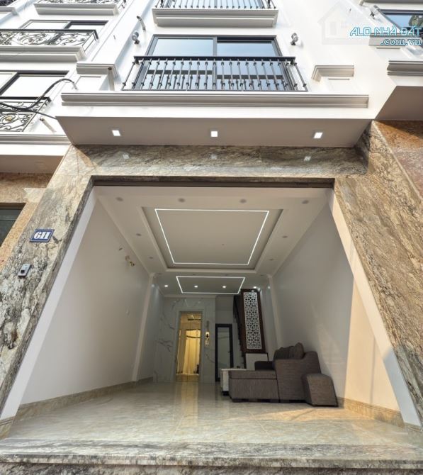 🏡SIÊU PHẨM Nhà mới 6 Tầng THANG MÁY, Cầu Giấy NGÕ THOÁNG Ô TÔ ĐỖ CỬA nhỉnh 11 tỷ