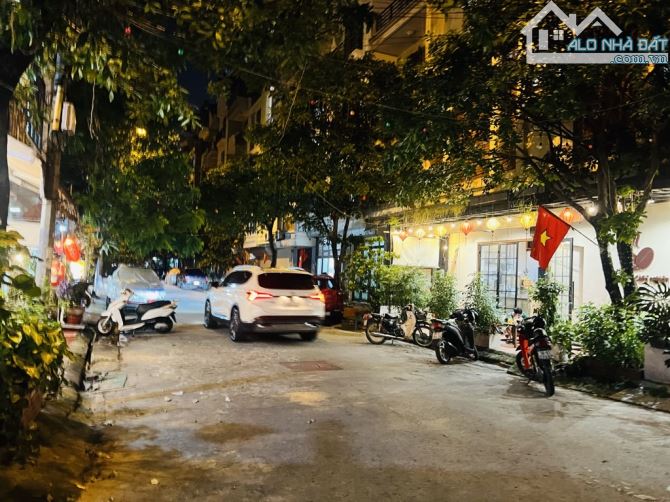 GẤP ! BÁN NHANH NHÀ PHỐ  XALA HÀ ĐÔNG DIỆN TÍCH 80M, 5 NGỦ ,Ô TÔ TRÁNH , GIÁ CHỈ 13,5 TỶ