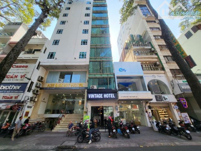 Bán Khách Sạn 45Phòng MT Bùi Thị Xuân Q1 - 5,4M*25M - Hầm 12 Tầng - gía : 110Tỷ