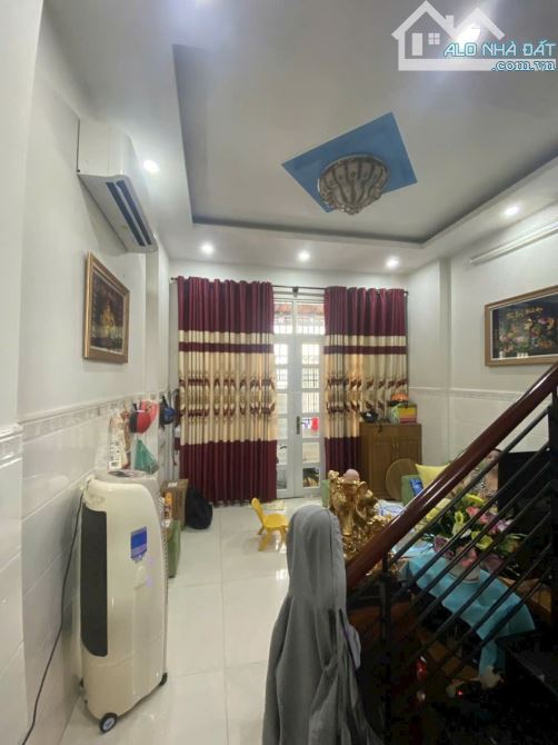 NHÀ 3 TẦNG ĐẸP TRẦN ĐẠI NGHĨA TÂN TẠO A BÌNH TÂN 42M2 3.7TY GẦN TÊN LỬA SIÊU THỊ EON