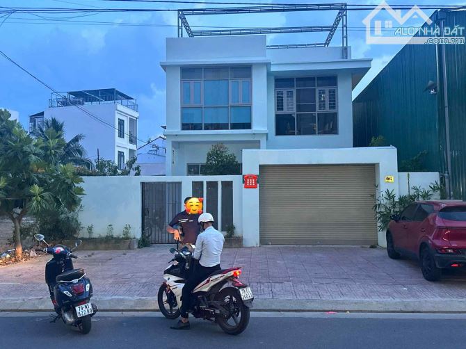 ⭐️🌸BÁN NHÀ MẶT ĐƯỜNG TRẦN QUANG DIỆU- VĨNH HOÀ CÁCH BIỂN CHỈ 1.5km ĐỐI DIỆN CC HOÀNG QUÂN