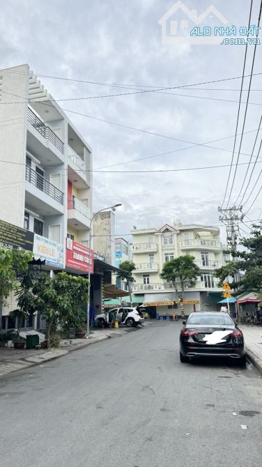 Đường Số KDC Phú Mỹ, căn góc 2 MT, Nhà 95m2 ngang 6m xây 4 tầng kiên cố, phù hợp đa ngành