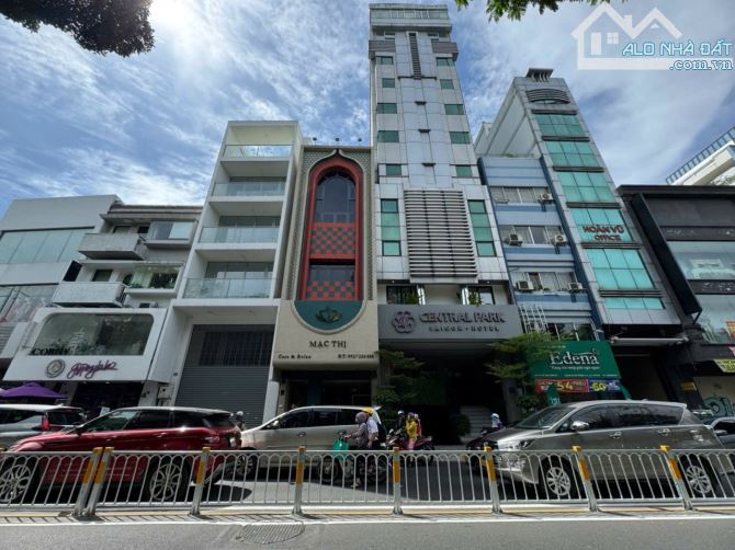 Chủ Cần Bán Gấp CHdV MT Ngay Lê Thánh Tôn Q1 - 5,5m*27m- 8Tầng - Hđt 200tr - Gía :105Tỷ