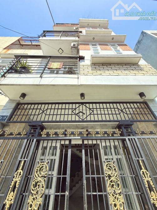 Bán tòa nhà 4 Tầng dòng tiền kiệt 70  Nguyễn Du,Thạch Thang,Hải Châu