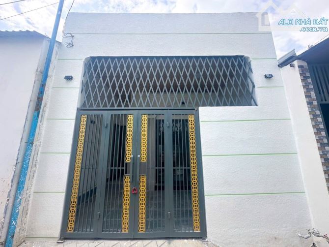 BÁN NHÀ CẤP 4 (DT: 93M2 - 5M) SỔ RIÊNG THỔ CƯ 100% P. BỬU HOÀ