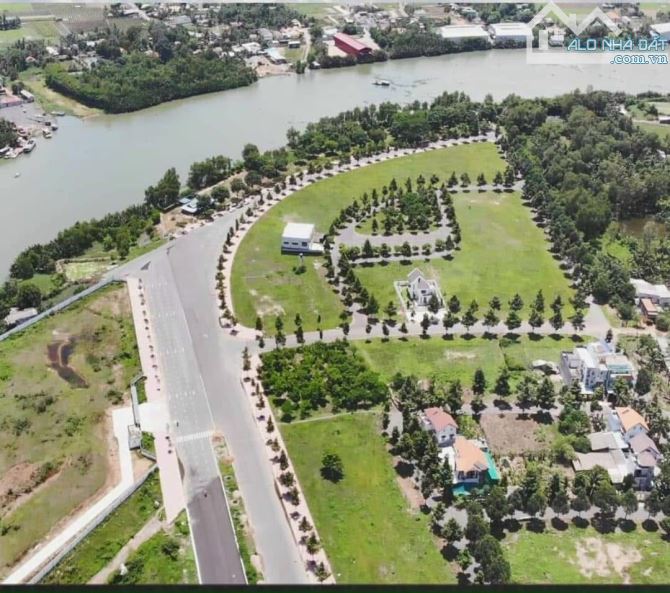 Chủ gửi bán ĐẤT NỀN BIỆT THỰ NHÌN TRỰC DIỆN SÔNG , phường Tân An , Long An