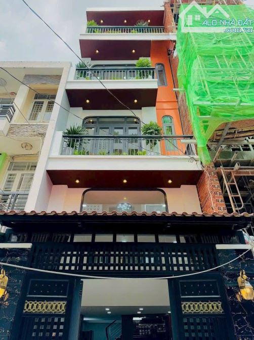 Chính chủ bán gấp nhà đường lam sơn- tân bình đầu đủ tiện nghi giá 6tỷ130/ 75m2 sổ hồng