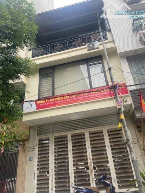 NHÀ HỌC VIÊN TÀI CHÍNH - BẮC TỪ LIÊM - DT51M2 - 4 TẦNG - GIÁ 7.6 TỶ - NGO Ô TÔ THÔNG