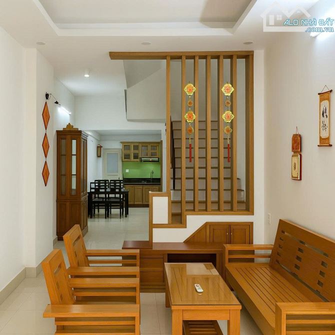 Bán nhà hẻm 8m ô tô, Phan Huy Ích Gò Vấp, 60m2, 4pn, chỉ 6 tỷ hơn