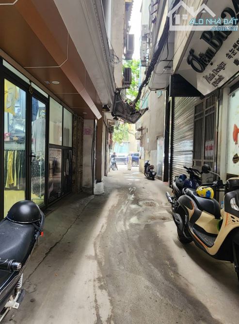 PHÂN LÔ ĐÀO TẤN, 2 MẶT TIỀN TRƯỚC SAU, NGÕ THÔNG OTO ĐỖ, 45m2, 4 Tầng DÂN XÂY, 13 Tỷ