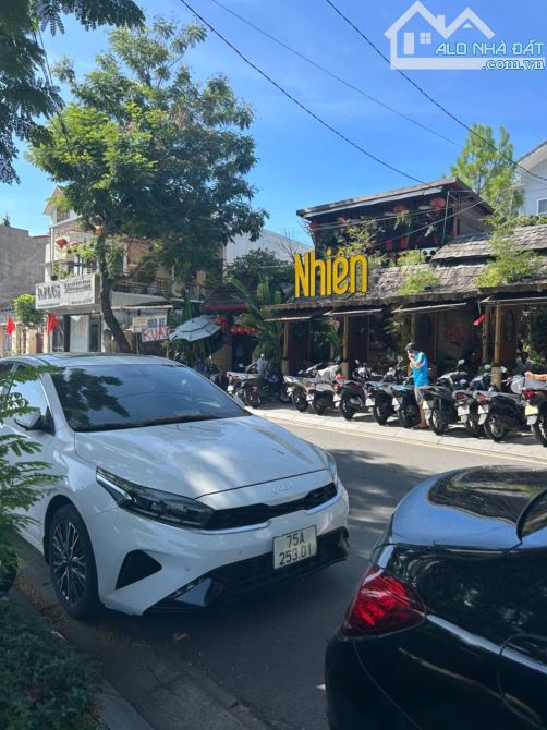 🅿️BÁN ĐẤT 108M2 (6x18M) MẶT TIỀN PHAN CHU TRINH ĐOẠN GẦN TRẦN PHÚ- TP HUẾ GIÁ CHỈ 8.X TỶ✅