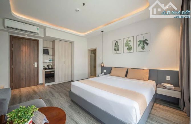 Cho thuê khách sạn 75 phòng ngay chợ Bến Thành quận 1