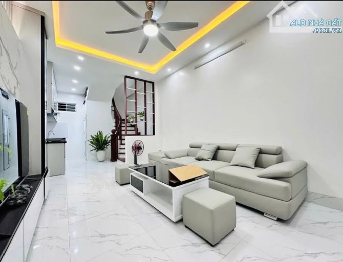 🏠 Xuân Đỉnh, 38m2 nhỉnh 7 tỷ, dân xây, ngõ nông, ô tô đỗ, gần CV Hoà Bình