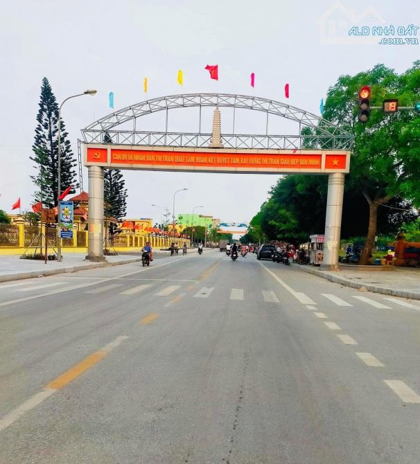 SIÊU PHẨM ĐẤT VÀNG, MẶT PHỐ TRIỆU VIỆT VƯƠNG, QUẤT LÂM 100m2 kinh doanh đắc địa
