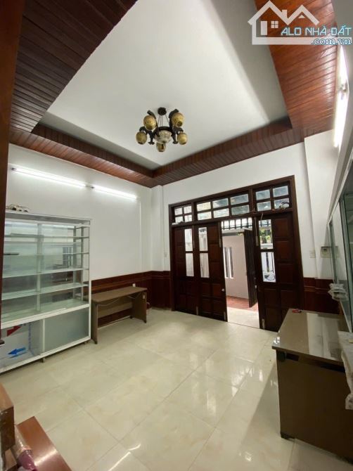BÁN NHÀ 3 TẦNG KIỆT 3,5M TIỂU LA- THÔNG LÊ THANH NGHỊ. QUẬN HẢI CHÂU. ĐÀ NẴNG.