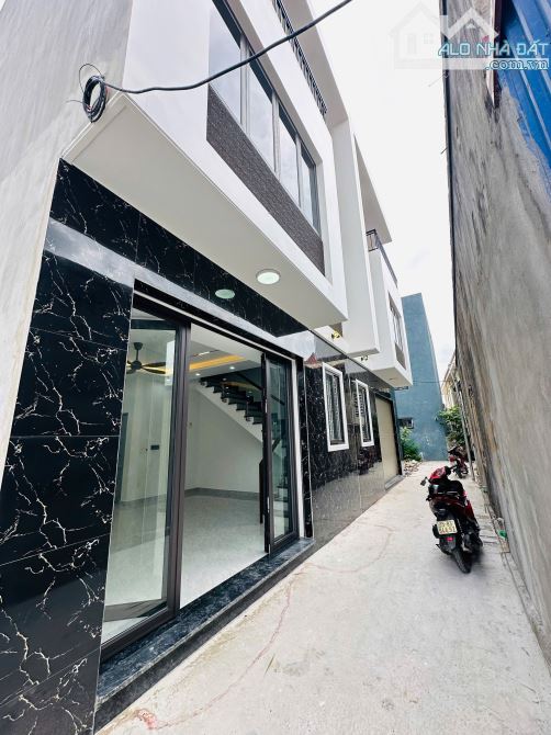 🏠Nhà 3 tầng xây mới ở tổ 7, trung tâm quận An Dương, HP 💸💸Zá chỉ: 2tỷ250 (có thoả thuận