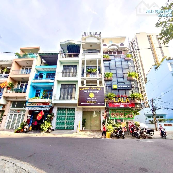 Bán Nhà HXH Lý Thường Kiệt Quận 10, DT: 4m*16m, HDT:50tr/Tháng, 4 Tầng, Giá 1x Tỷ
