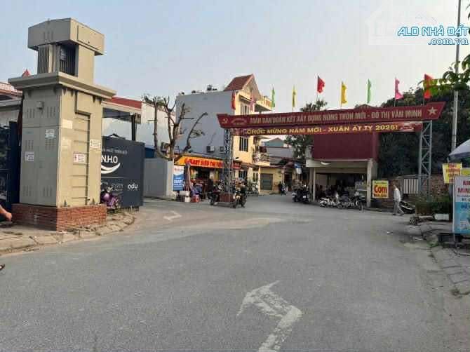 Bán lô đất rê nhất quang đàm chỉ quanh 3 tỉ 67m