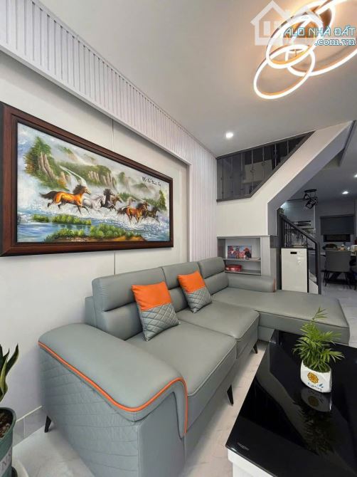 BÁN NHÀ PHỐ 3 TẦNG SRXD ĐÀ LẠT – PHÁP LÝ HOÀN CHỈNH GIÁ CHỈ 4.5 TỶ