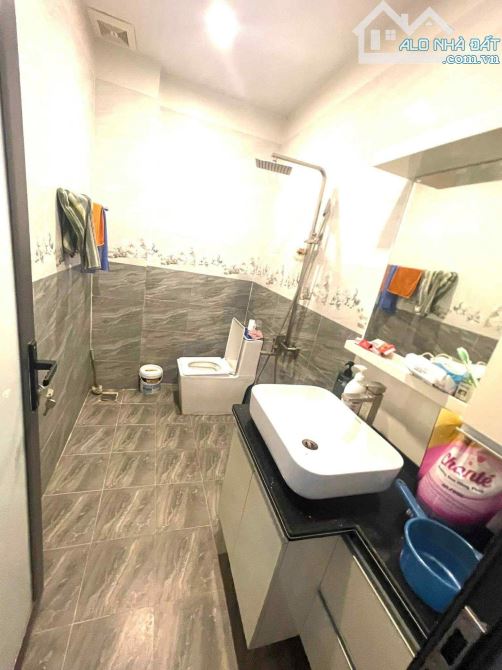 Bán nhà 4 tầng lô góc dân sinh duy nhất