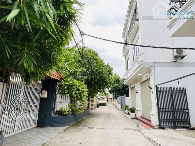 Chính Chủ Bán Lô Góc Dầu Lửa, Sở Dầu, Hồng Bàng  – 64,7m² – Đường 5m – Giá Rẻ 2,75 Tỷ