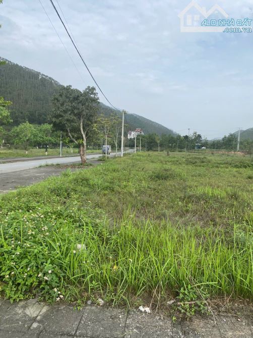 BÁN ĐẤT KHU DÂN CƯ BẾN SƠN – 200M² VUÔNG VẮN – ĐƯỜNG RỘNG – KD CỰC TỐT