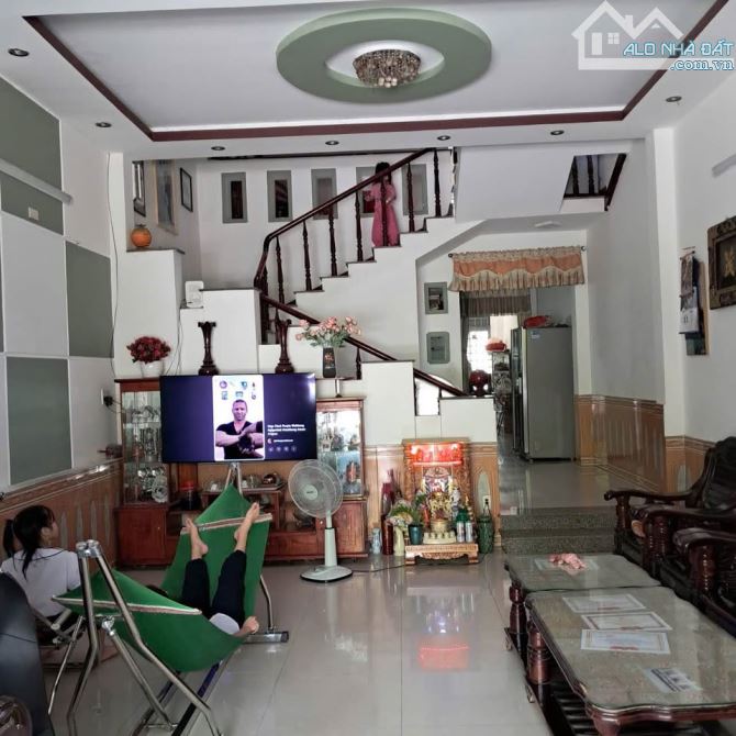 Bán nhà mặt phố đường Đoàn Trần Nghiệp, P.Hòa Khánh Bắc, Q.Liên Chiểu 90m2, giá 6.4 tỷ