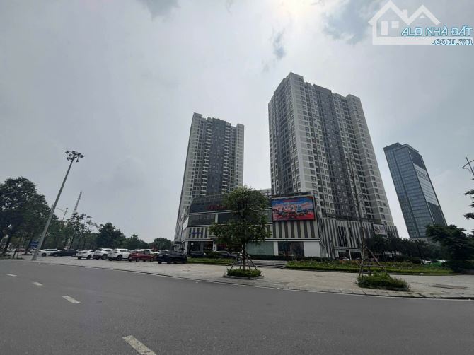 Cần bán nhanh nhà 3.5 tầng phó Lý Thái Tông ngay sau Vincom