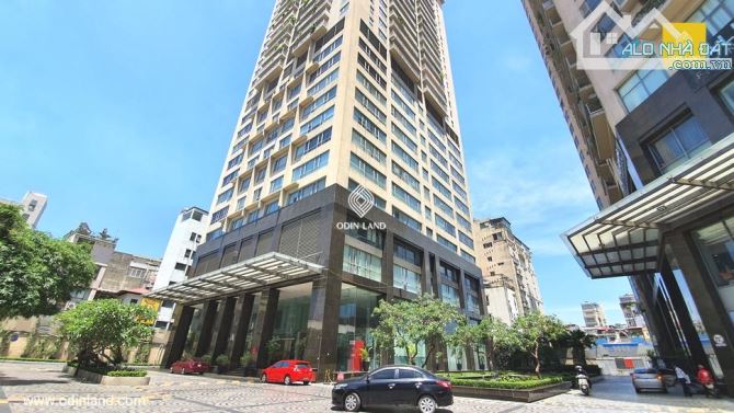 Cho thuê căn hộ 2 phòng ngủ, chung cư cao cấp Sky City Tower 88 Láng Hạ, Đống Đa, Hà Nội.