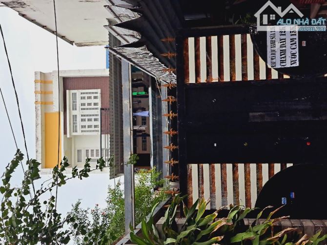 BÁN NHÀ TÂN THỚI NHẤT 02 QUẬN 12, DT 210 (7x32), 3 TẦNG, HẺM XE TẢI, GIÁ SIÊU RẺ