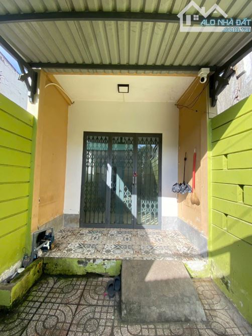 Bán nhà trệt lầu hẻm Bế Văn Đàn